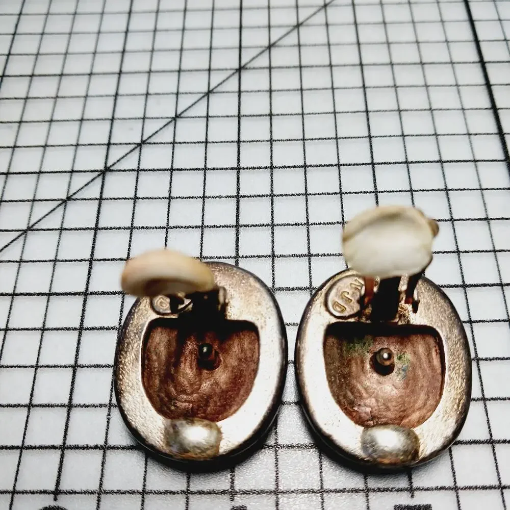 Earrings Clip VTG 80s Norma Jean Designs NJD Brushed Gold Tone Oval Classic Glam